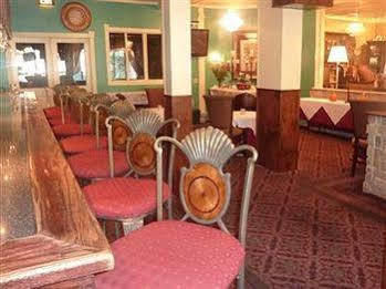 אוורגרין The Historic Brook Forest Inn מראה חיצוני תמונה